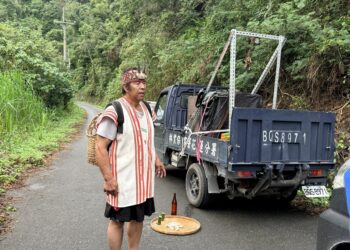 卓溪鄉母女熊同日重返山林　締造臺灣黑熊野放首例