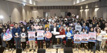 讓愛在笛聲中飛揚！新北社福中心邀弱勢家庭共度午後     公益音樂會編織親子回憶