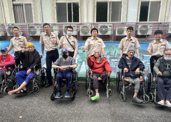 花蓮榮家「陽光計畫」  長輩高歌一展歡顏