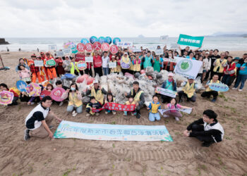 從源頭守護大海！新北春季淨灘淨溪串聯 18 河段     25日清出 3.9 噸廢棄物