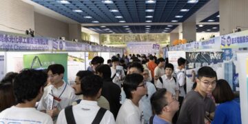 名企搶才熱潮！明志科大就博會邀 69 廠提 2,183 職缺     台塑、緯創攤位擠爆