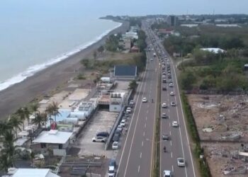 台灣祭百萬人潮平安收束！ 屏警科技疏運奏效　收假全力疏導北返車流