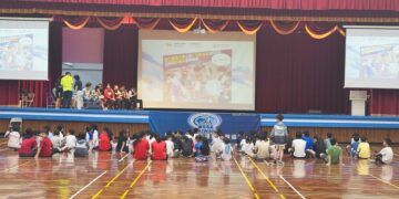 全民競技疊杯趣味賽　大手小手屏大stock堆疊動起來