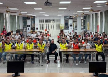 特警闖關嗨翻全場！潮州警友頒獎學金　企業暖心再加碼