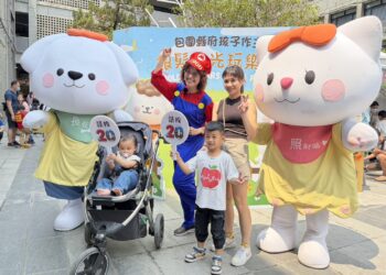 屏東兒童節「包圍縣府」　　「孩子作主」落實兒童參與權