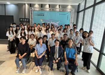 創意點亮南國　屏東大學文創系畢業成果展「鬧熱」登場