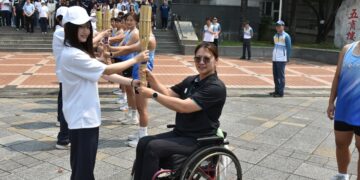 堅信自我勇闖世界 臺灣輪椅羽球球后楊伊宸同學榮登世界排名第一