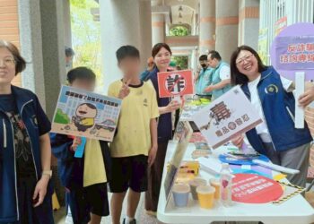 法治教育進校園!屏東執行分署前進崇文國中園遊會 趣味宣導打詐、揭弊與平權