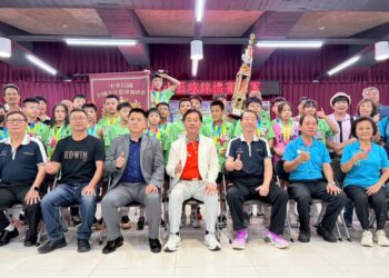 頭城國小籃球隊全國賽奪冠  鎮長頒獎金肯定榮耀