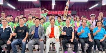 頭城國小籃球隊全國賽奪冠  鎮長頒獎金肯定榮耀