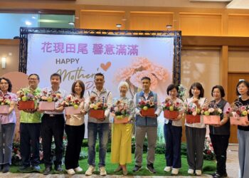 影音/溫馨五月的到來  田尾鄉農會舉辦「花現田尾．馨意滿滿」康乃馨行銷