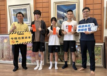 員高全國舞台閃耀發光  第六屆科學與科普專業英文勇奪全國冠軍數第一