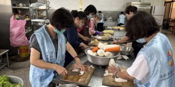 恭迎大甲媽遶境彰化永靖  全鄉動員熱血迎香客