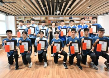 國際拳擊選拔彰化14位入選  王惠美嘉勉為選手授旗