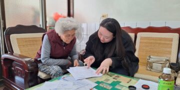 榮民遺孀肢障行動不便  榮服處為減奔波之苦協助辦理權益申請