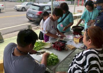家扶之友會主辦食育計畫  讓家扶親子一起動手做料理