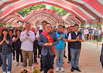 「文昌祈福包」助攻大考！台中大甲百人祭孔   百年文昌祠香火鼎盛挺開路先鋒