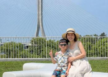 大方秀出媽媽成熟美 將捷金鬱金香酒店河畔餐廳舉辦母親節「幾歲送幾隻蝦」活動