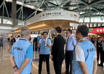 金門縣長陳福海會同金門地檢署趙檢察長視察金門港旅運中心  強化小三通港區安全與國境秩序
