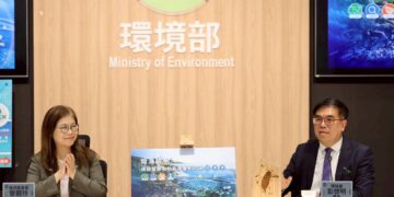 海委會與環境部海陸聯手防堵塑膠微粒　海委會「監測、清除、再生」三箭齊發守護潔淨海洋