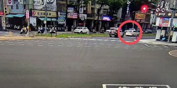 【輕忽、誤闖、釀禍】交通事故《中正、大順路口》案，苓雅局雄警依法裁罰