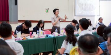 高雄雙語教育大突破!立委林岱樺推「跨學科整合」: 不考核教師、9月全面落實