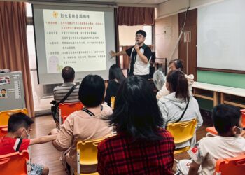 家扶匯聚社會暖流   發放來自各界愛心贊助扶助物資