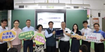全國首批AI筆電進校園　黃偉哲加碼投入2.7億打造AI教育新世代