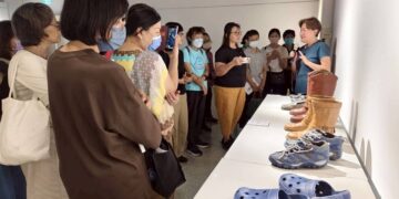 彰美館展出  「不可回收的時尚‧視錯覺─高蓮秀陶藝個展」