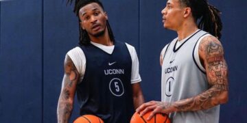 《NBA》馬刺G2回神 大勝38分虐殺灰狼 系列賽扳回一城