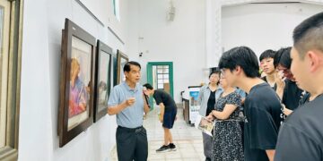 南一中退休數學老師杜瑞賢開畫展 舅舅潘麗水是國寶級畫家他從小便具天分