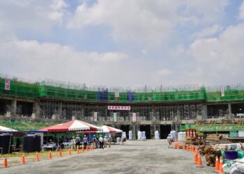 高鐵延伸屏東第一塊拼圖 卓揆支持臺鐵六塊厝站遷建計畫 周春米力爭屏東交通與產業升級