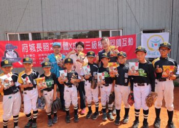 扎根基層棒球 台南媒體X成棒三級棒球回饋互動登場