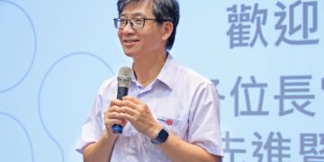 接軌國際淨零浪潮 南市經發局率企業觀摩南寳樹脂ESG轉型