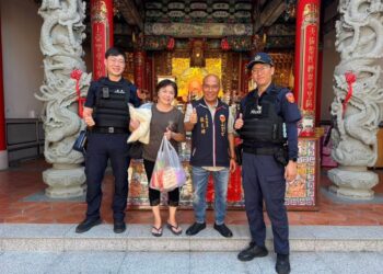 深夜連續侵入娃娃機店行竊　里港警火速現行犯逮捕暨里港警訊