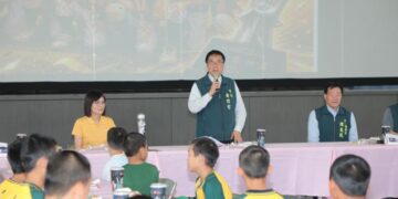 台南歸南國小全國棒球聯賽軟式組奪殿軍　黃偉哲肯定基層棒球實力