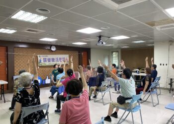 屏東榮總再度攜手崇大新城 續推第二屆「屏榮樂活學院」 打造預防失能示範社區
