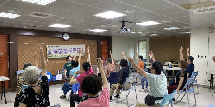 屏東榮總再度攜手崇大新城 續推第二屆「屏榮樂活學院」 打造預防失能示範社區