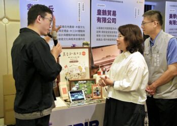 近千萬補助助攻嘉市產業創新　黃敏惠宣布115年SBIR計劃開跑