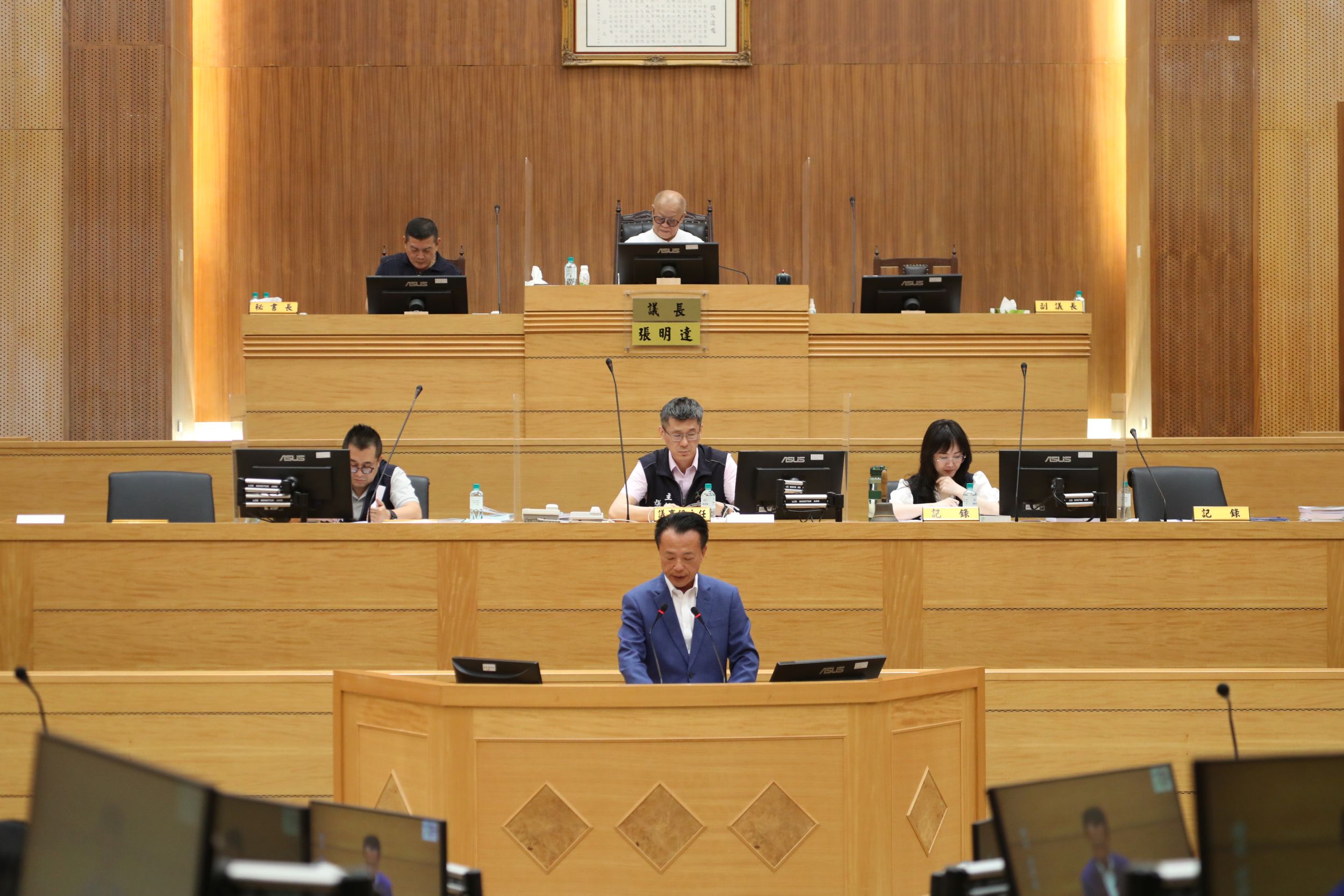 翁章梁施政總報告 建構農工大縣永續未來