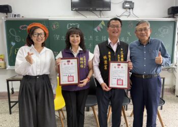 四維高中傑出校友林源富、韓林梅  連續八年返校頒發進步獎學金
