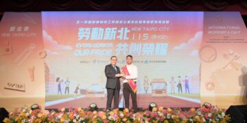 感謝默默耕耘的勞工與駕駛   五一勞動節前夕侯友宜表揚243位勞工典範