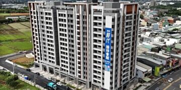 桃園新屋建案爆交屋爭議 住戶組自救會控建商拖延修繕 漏水瑕疵延燒近兩年掀集體維權行動