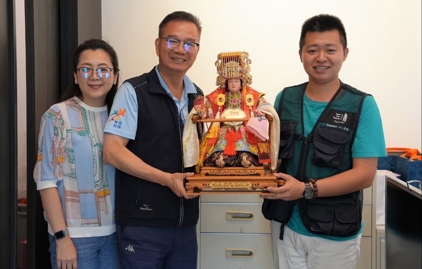 媽祖主動要求同行!《三清》導演陳毅拜訪出品人 抵達後眾人才恍然大悟