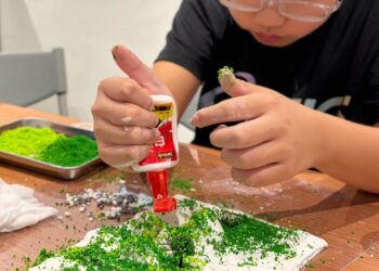 美濃地圖立體化！ 黃埔客站「科普遊客庄」 帶親子實作等高線模型