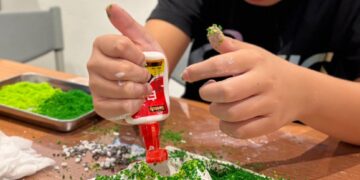 美濃地圖立體化! 黃埔客站「科普遊客庄」 帶親子實作等高線模型