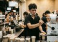 拒絕拿工讀生當廉價勞工！新北揭發連鎖飲料店違法扣薪案     提醒暑假打工族算對休息日加班費