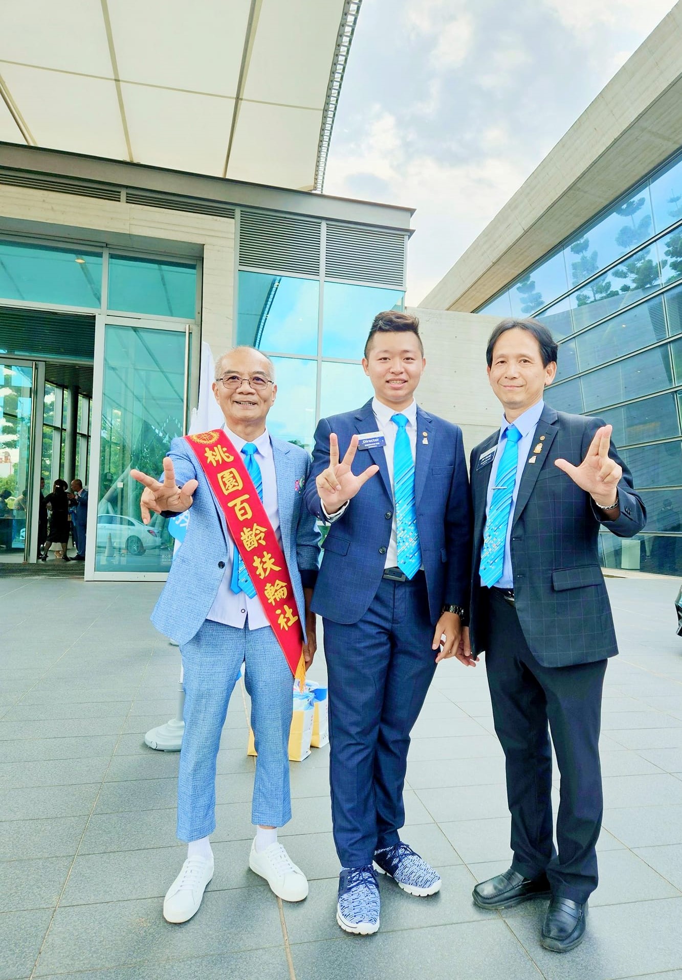 光耀扶輪！《三清》導演陳毅獲國際影展肯定　返社參加授證典禮獲滿場掌聲