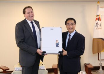 期待再相會美國在台協會高雄分處長 張子霖辭別黃偉哲市長