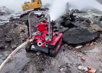 影音/科技救災守護打火弟兄安全  彰化民進黨團提消防機器人普及